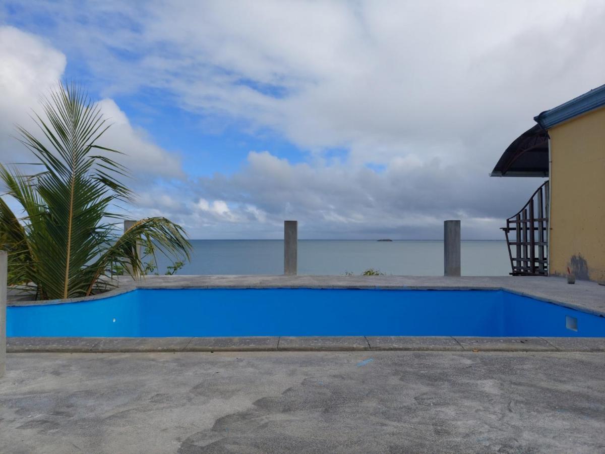 Le Pandanus Hotel Quatre Vents Exterior photo