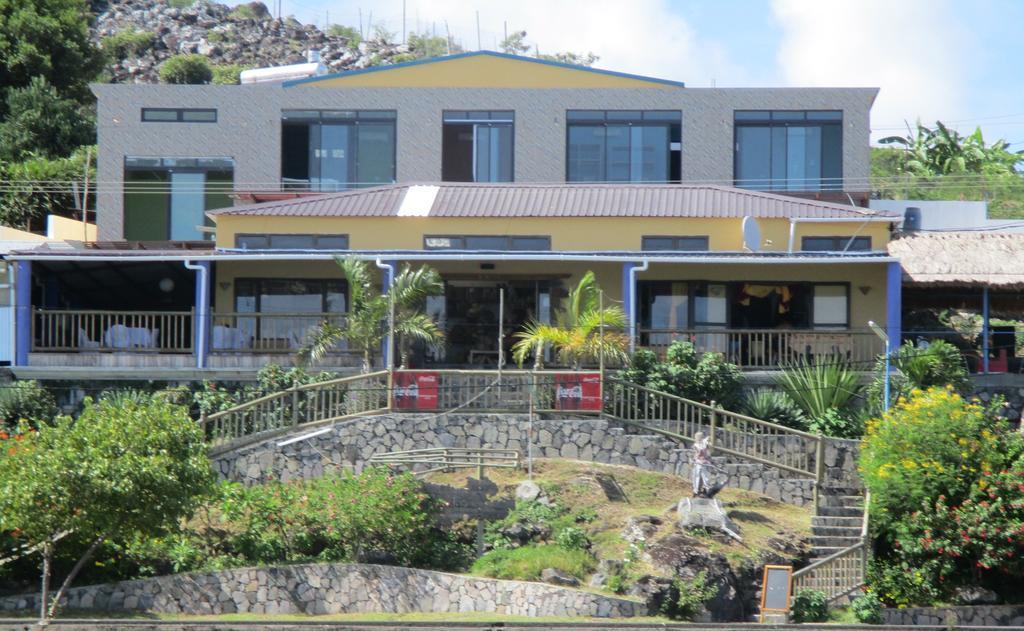 Le Pandanus Hotel Quatre Vents Exterior photo